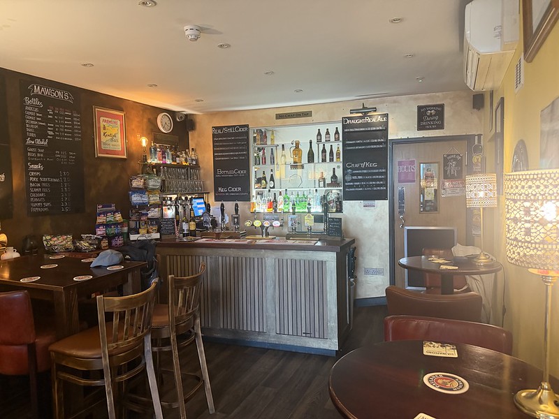 Photograph from the Leigh-on-Sea and Southend pub day out
